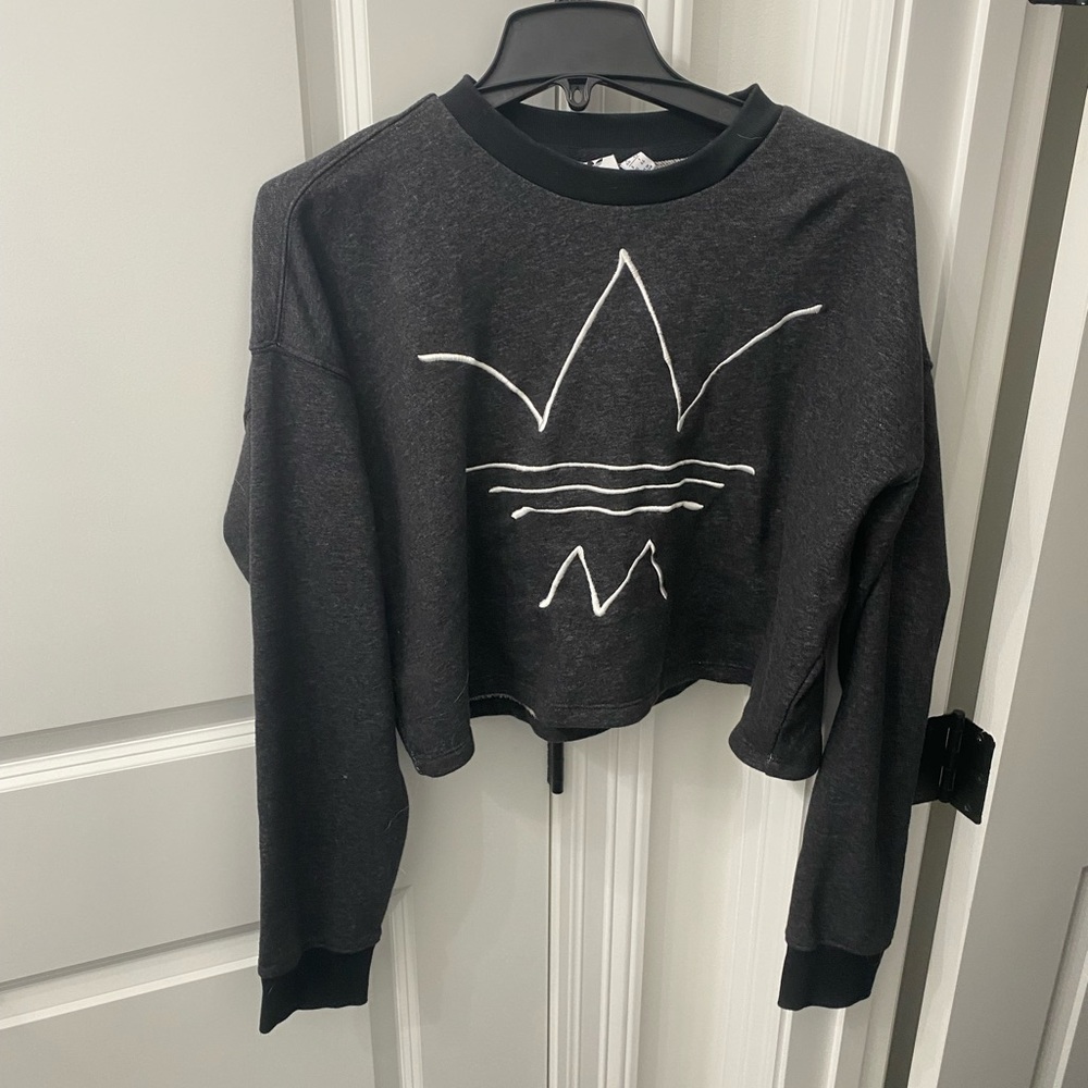 Adidas Crop Sweater. Size M. Grey